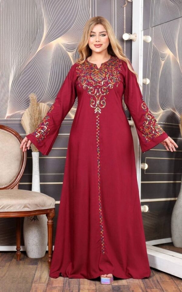 Vestido Abaya em Algodão Egípcio com Bordado Multicolorido e Paetês
