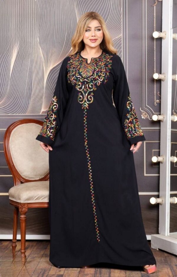 Vestido Abaya em Algodão Egípcio com Bordado Multicolorido e Paetês